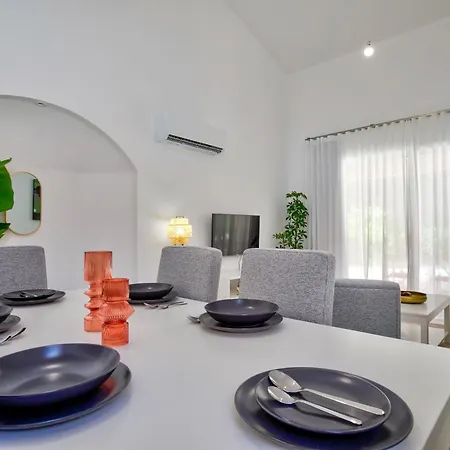 Aphrodite Gardens Stunning By Vichy Holidays * Пафос